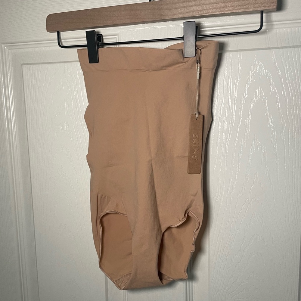 Skims clay everyday sculpt high waist brief |Large